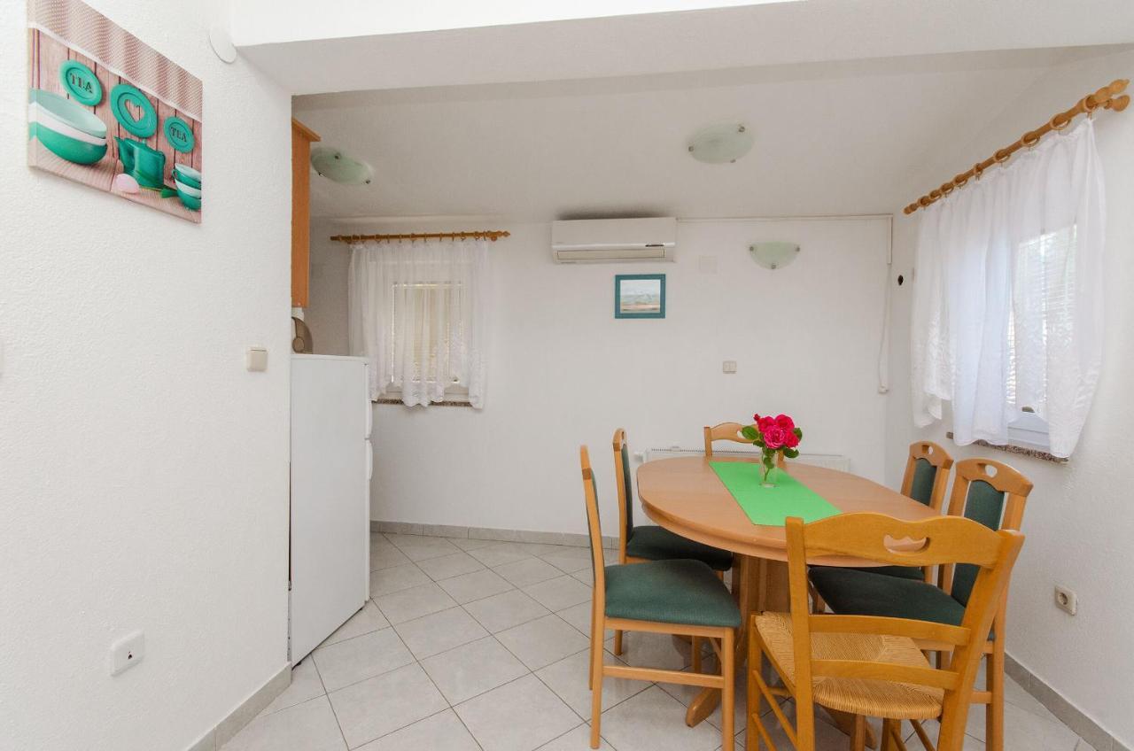 Apartments Marija Ivana เซนญ์ ภายนอก รูปภาพ